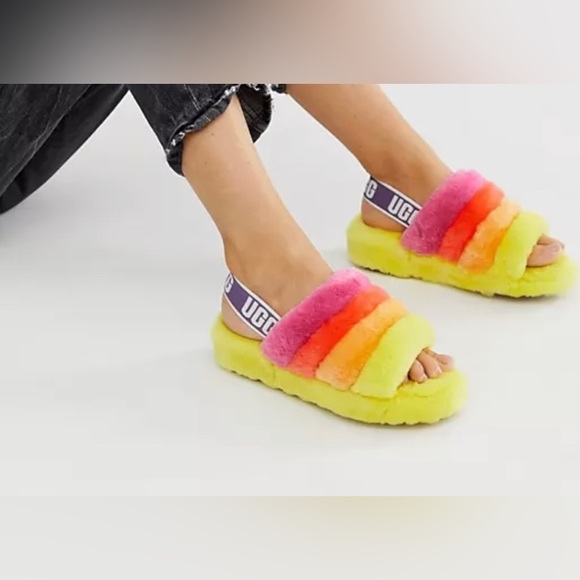 UGG Pride Fluff Yeah flat sandals in yellow rainbow - Picture 5 of 6